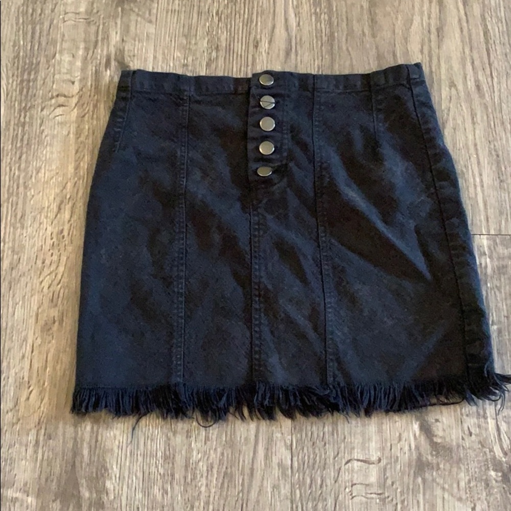 Chaser frayed black wash skirt
